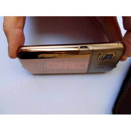 Nokia 6700 Gold (чехол-аккум)